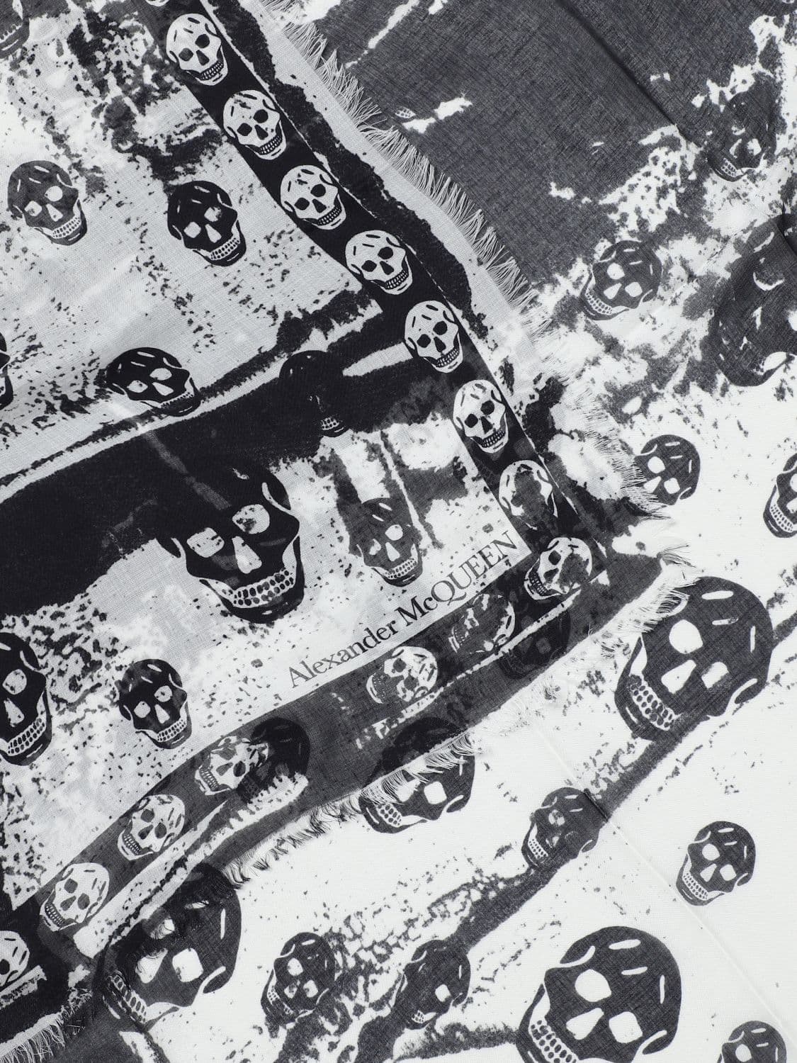 Alexander McQueen black-and-white skull print scarf detail