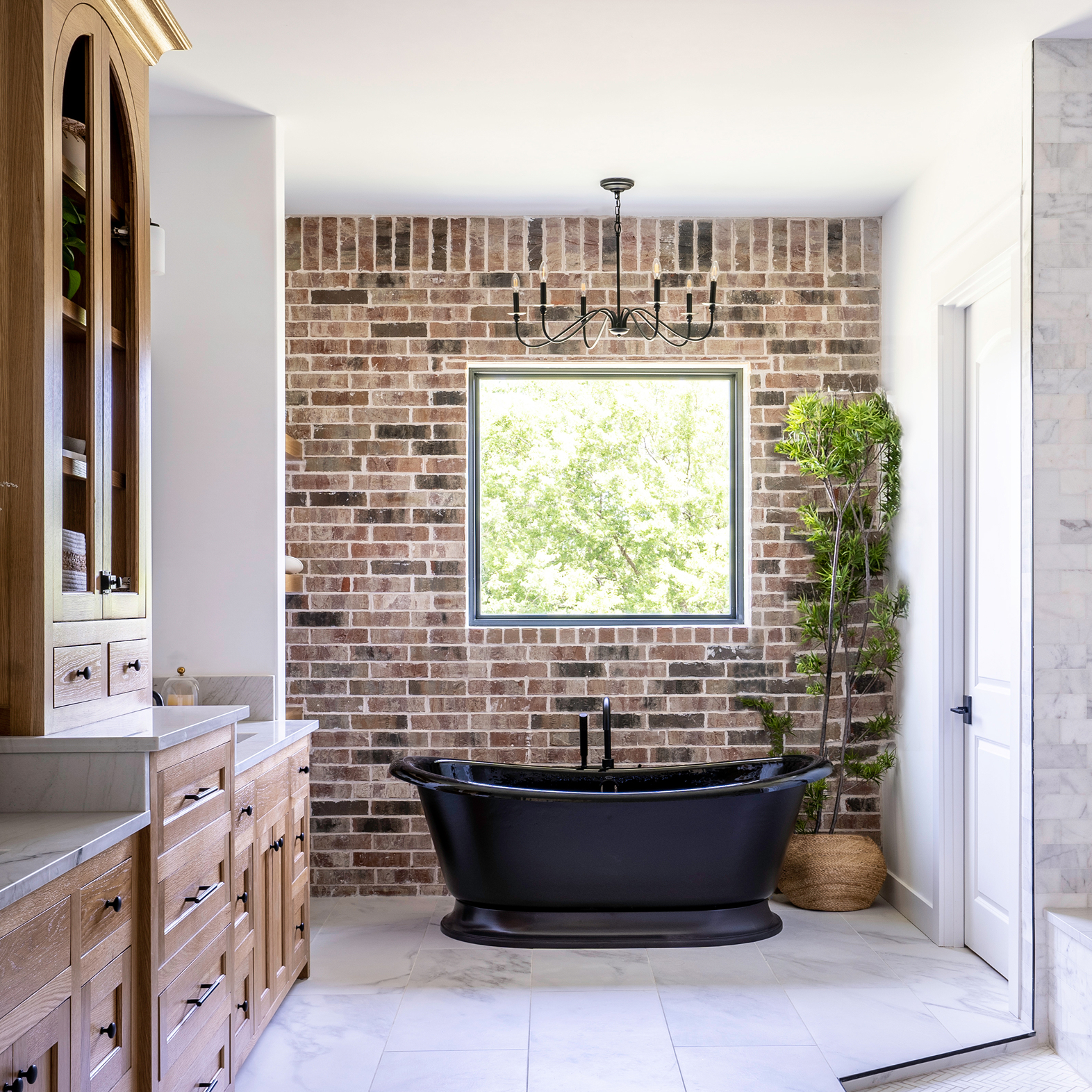 rhs-interior-design-master-bath-urban-farmhouse